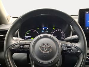 Toyota Yaris 1.5 120H Active Plus  - Foto 14