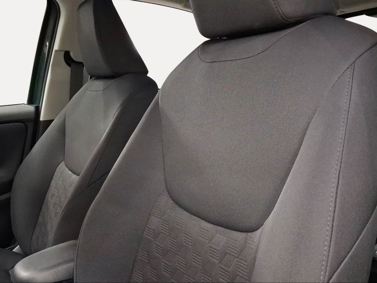 Toyota Yaris 1.5 120H Active Plus  - Foto 24