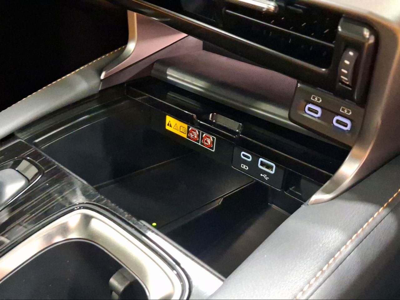 Lexus RX 450h+ Executive+  - Foto 18
