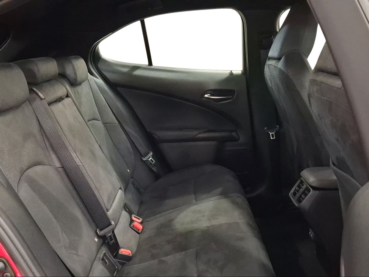 Lexus UX 2.0 300h UX Plus  - Foto 8