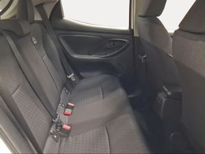 Toyota Yaris 1.5 120H Business Plus  - Foto 8