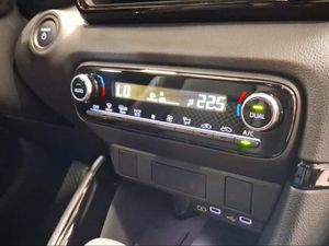 Toyota Yaris 1.5 130H Premiere Edition  - Foto 22
