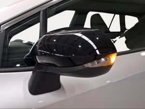 Toyota Corolla 140H Style Touring Sport  - Foto 26