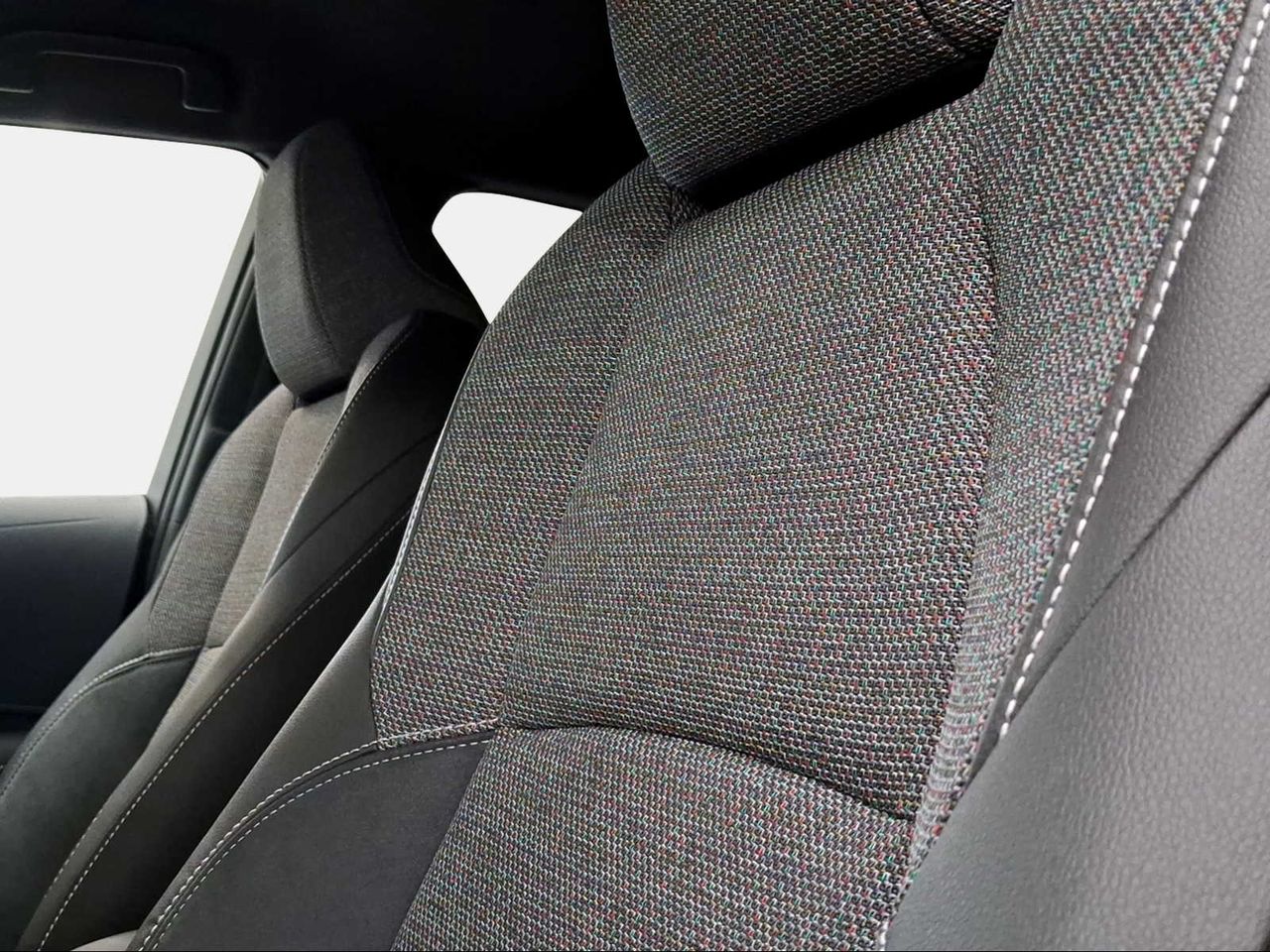 Toyota Corolla 140H Style Touring Sport  - Foto 22