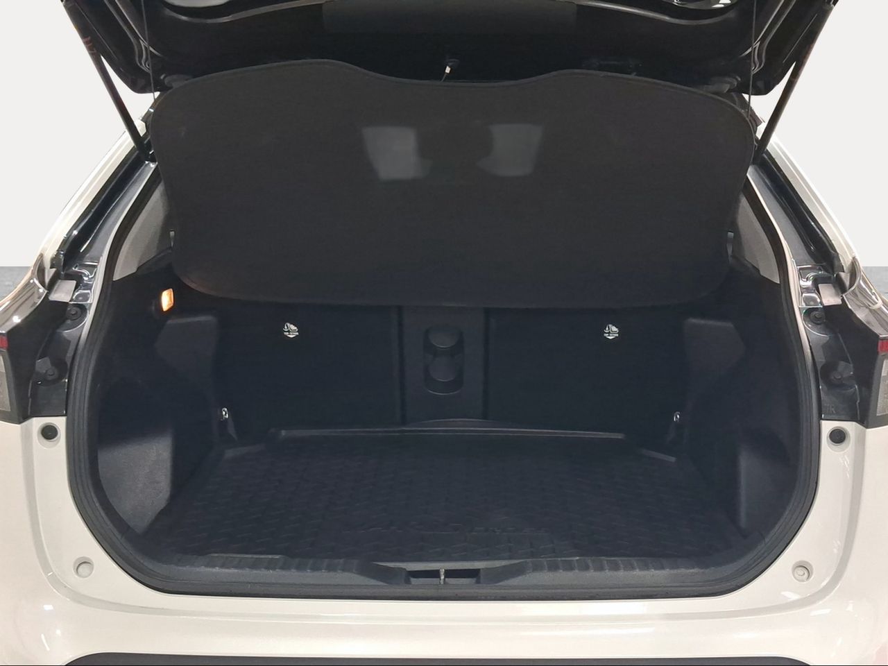Toyota Yaris Cross 1.5 120H Style Bi-Tono  - Foto 11