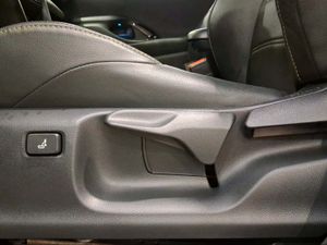 Toyota Yaris Cross 1.5 120H Premiere Edition  - Foto 27