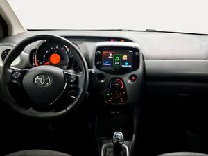 Toyota Aygo 1.0 70 x-play  - Foto 9
