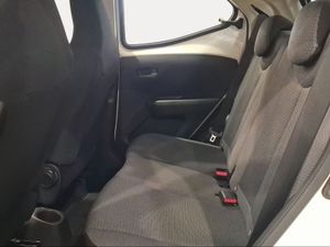 Toyota Aygo 1.0 70 x-play  - Foto 12