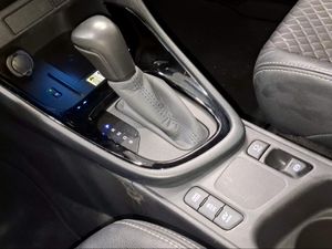 Toyota Yaris 1.5 120H Style Plus  - Foto 25