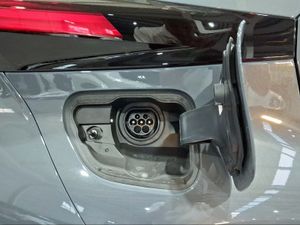 Toyota C-HR 2.0 220PH GR Sport Skyview  - Foto 7