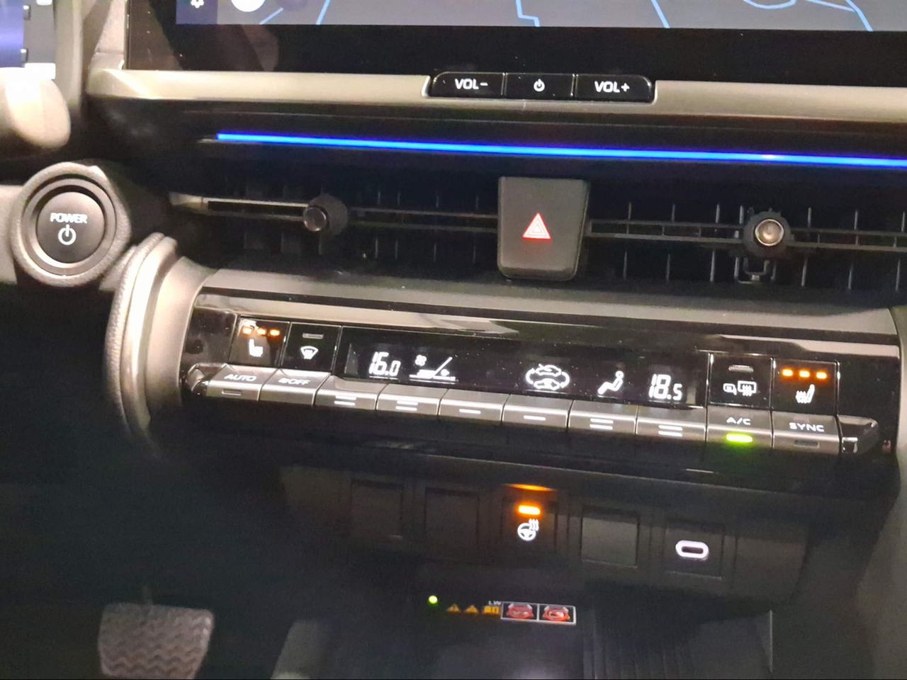Toyota C-HR 2.0 220PH GR Sport Skyview  - Foto 22