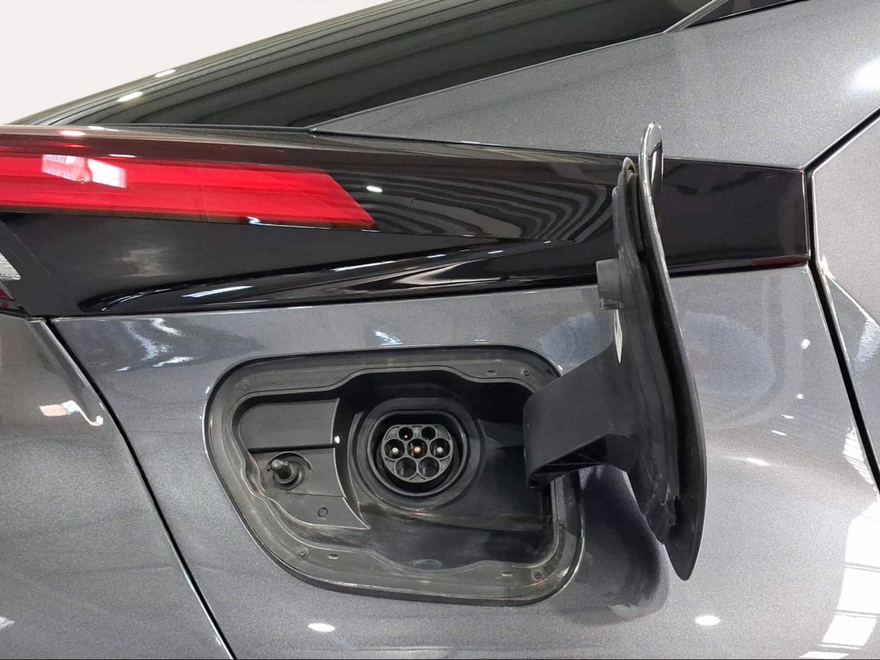 Toyota C-HR 2.0 220PH GR Sport  - Foto 7