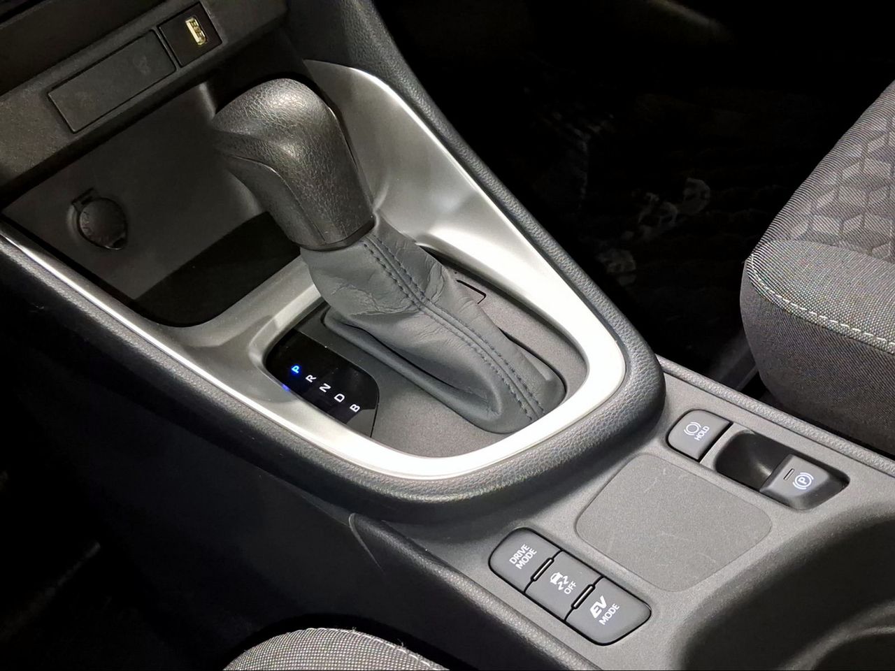 Toyota Yaris 1.5 120H Active Tech  - Foto 22