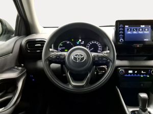 Toyota Yaris 1.5 120H Business Plus  - Foto 10