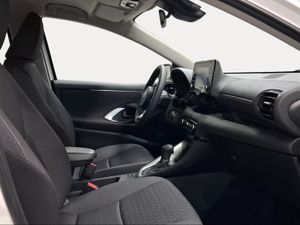 Toyota Yaris 1.5 120H Business Plus  - Foto 7