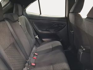 Toyota Yaris Cross 1.5 120H Active Tech  - Foto 8