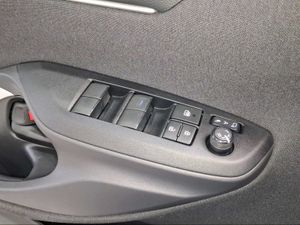 Toyota Yaris Cross 1.5 120H Active Tech  - Foto 23