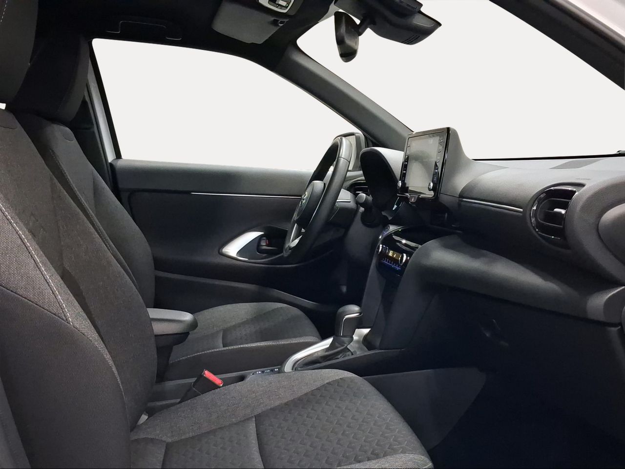 Toyota Yaris Cross 1.5 120H Active Tech  - Foto 7