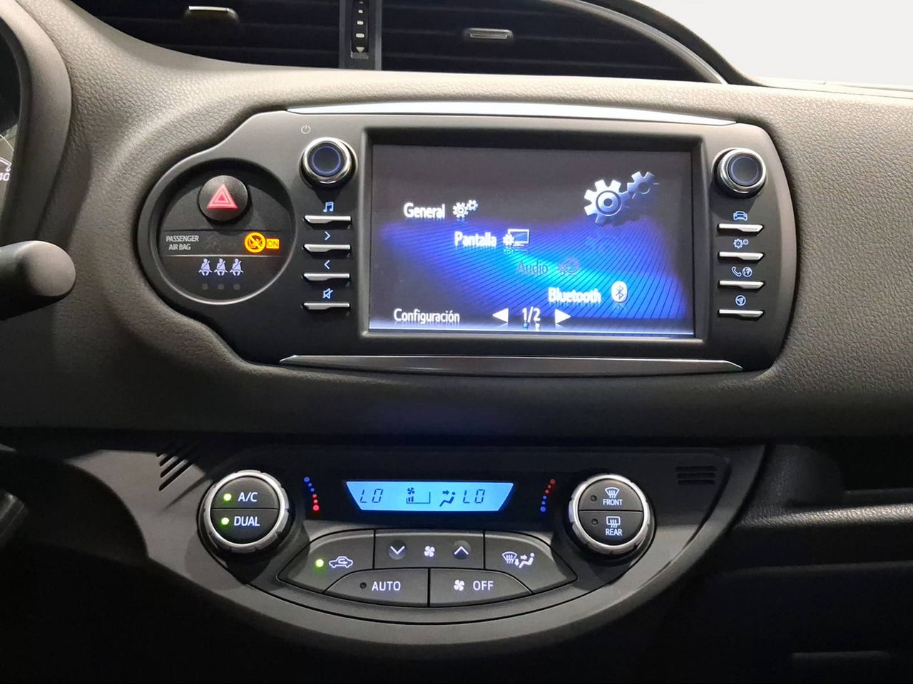 Toyota Yaris 1.5 110 Active Tech  - Foto 16