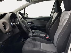 Toyota Yaris 1.5 110 Active Tech  - Foto 13