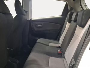 Toyota Yaris 1.5 110 Active Tech  - Foto 12