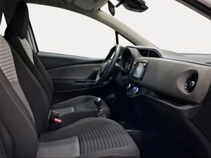 Toyota Yaris 1.5 110 Active Tech  - Foto 7