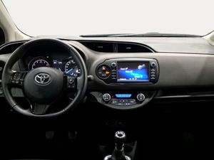 Toyota Yaris 1.5 110 Active Tech  - Foto 9