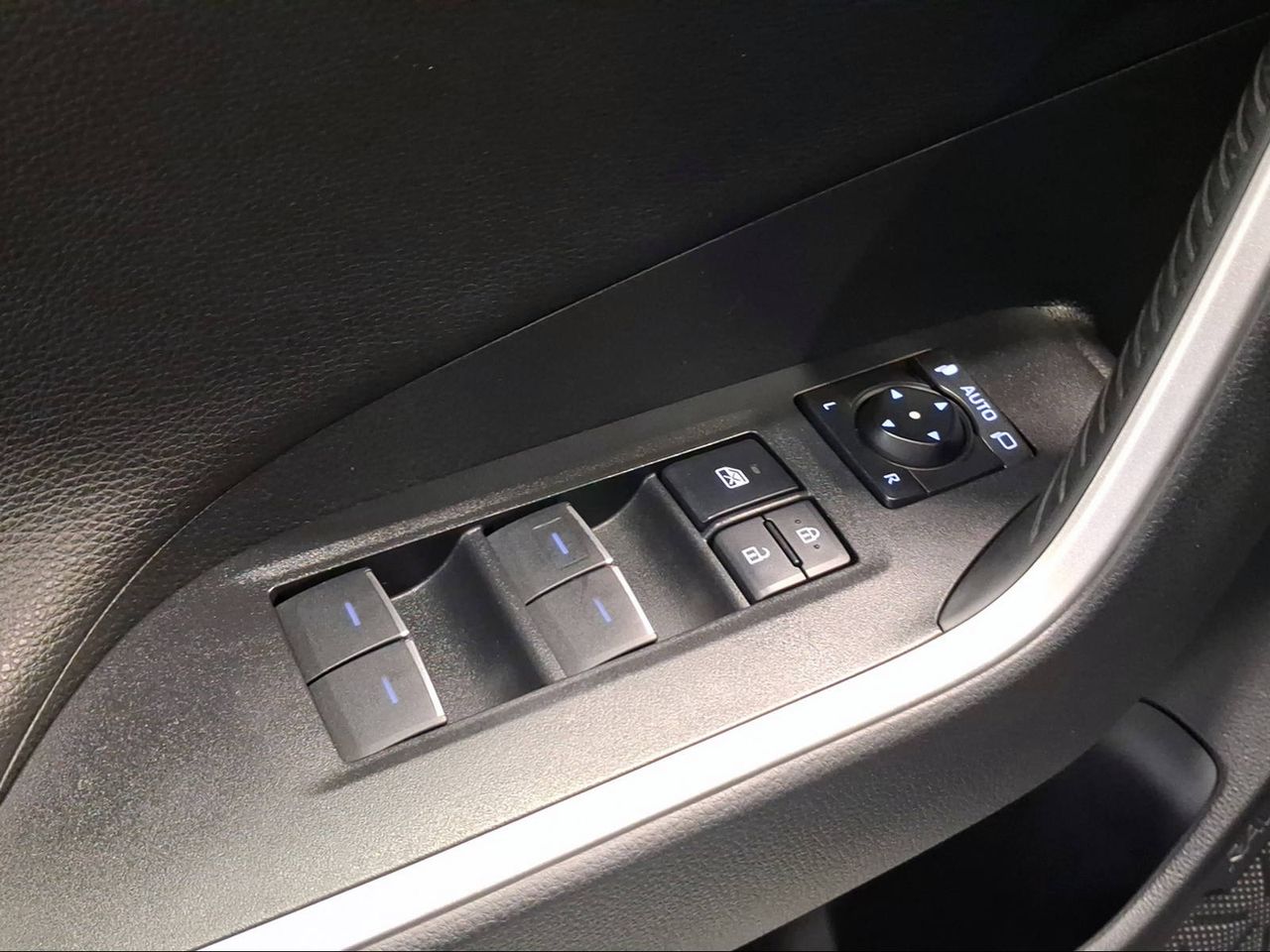 Toyota Rav4 2.5l 220H Advance  - Foto 23