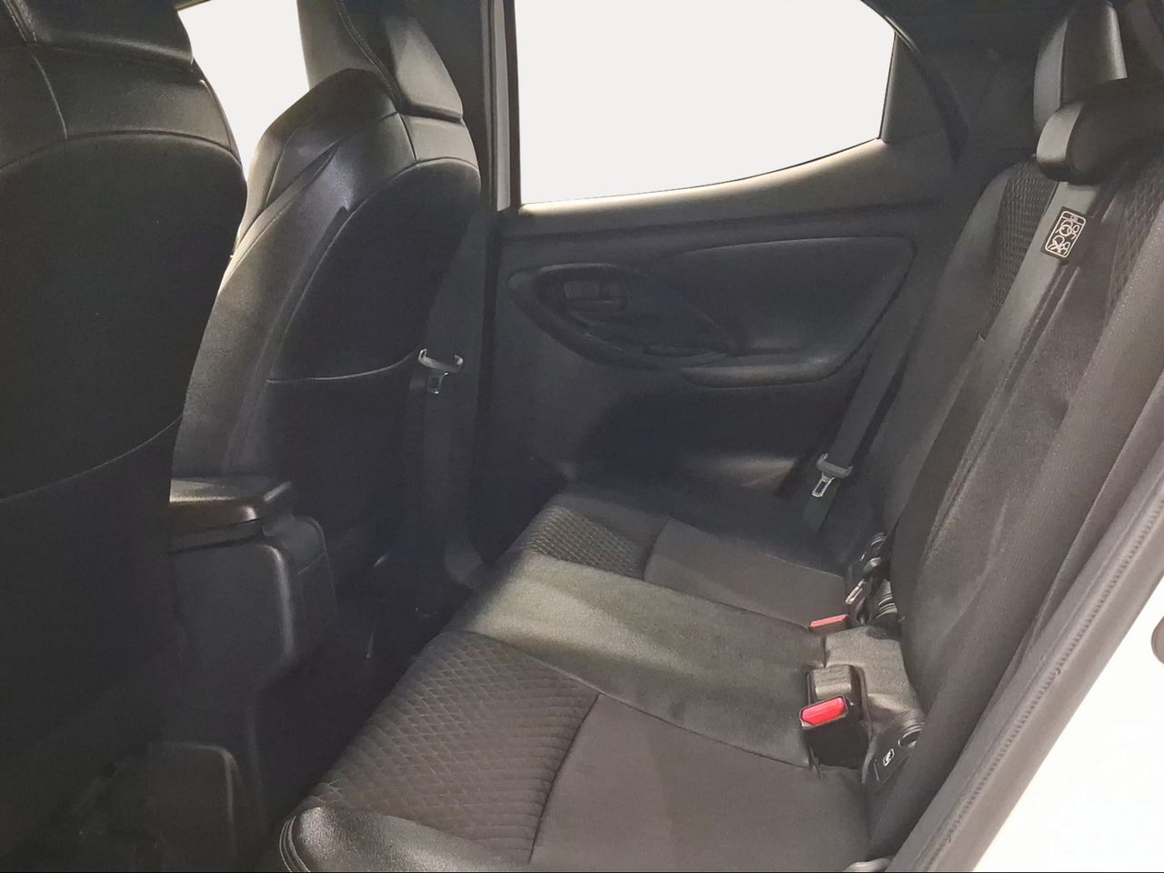 Toyota Yaris 1.5 120H Style  - Foto 12