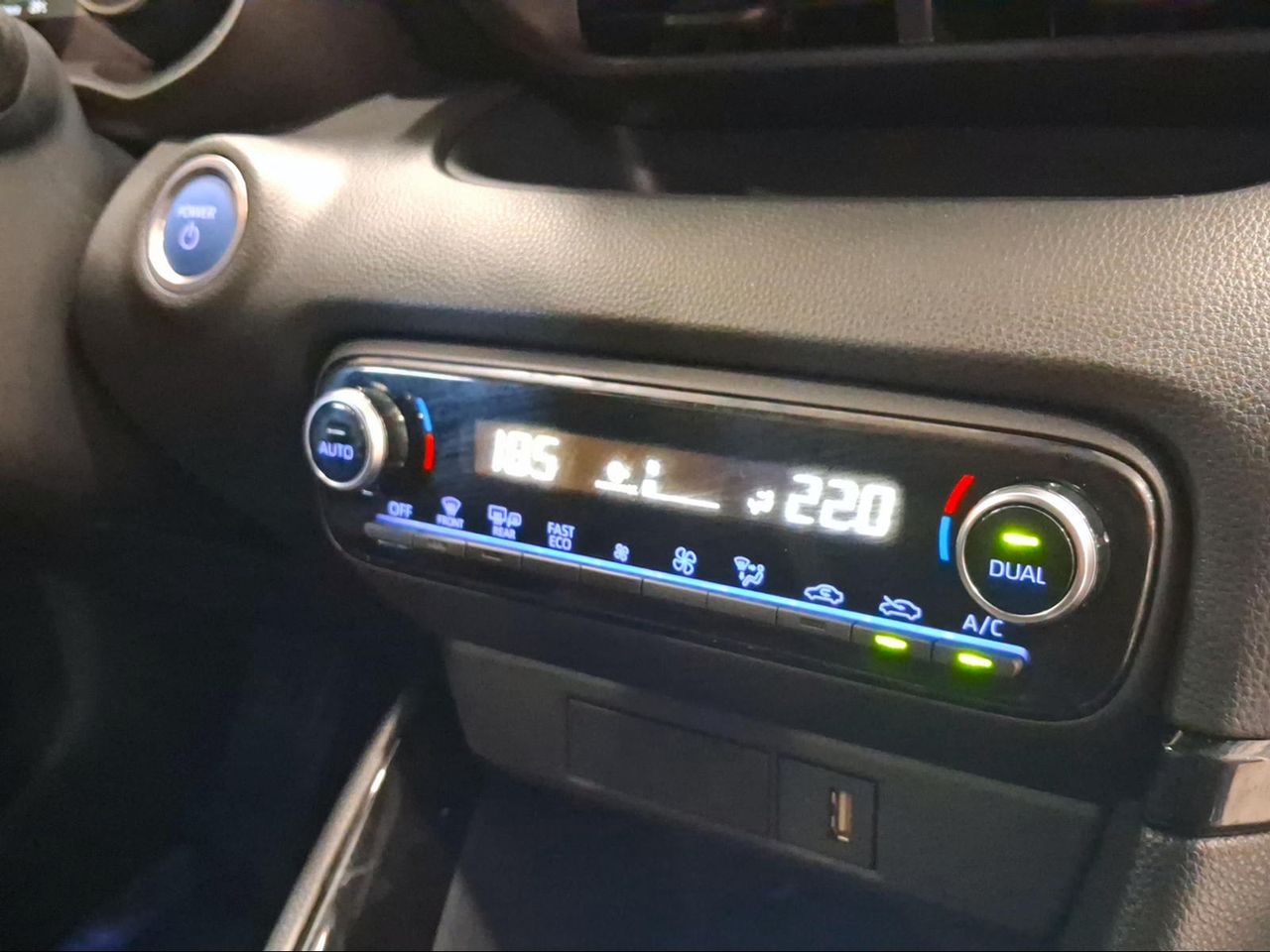 Toyota Yaris 1.5 120H Style  - Foto 22