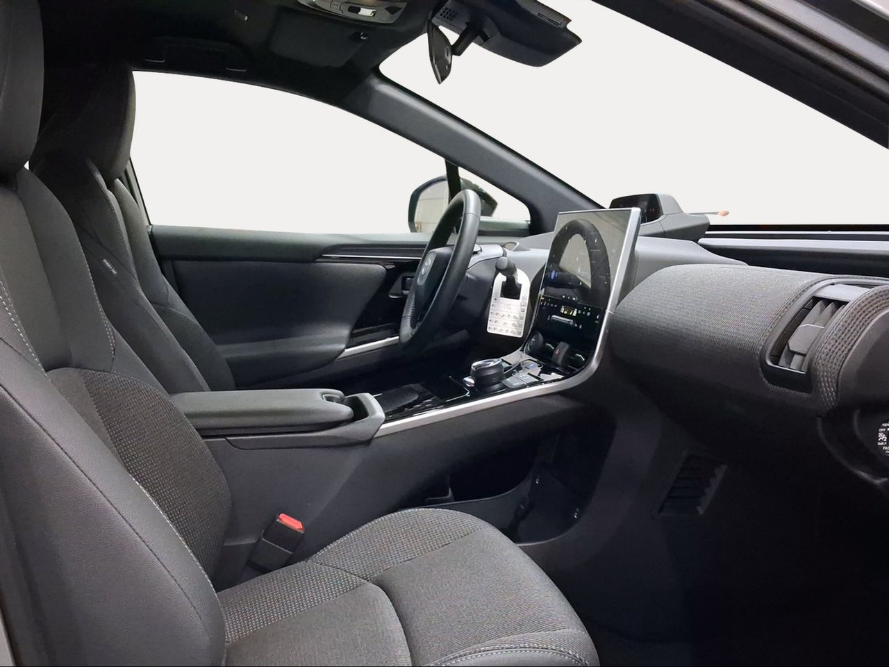 Toyota bZ4X 200E 4x2 Advance  - Foto 8