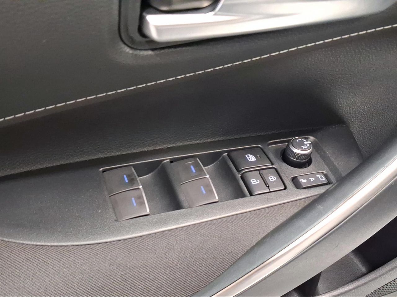 Toyota Corolla 1.8 125H ACTIVE TECH E-CVT TOU SPORT  - Foto 23