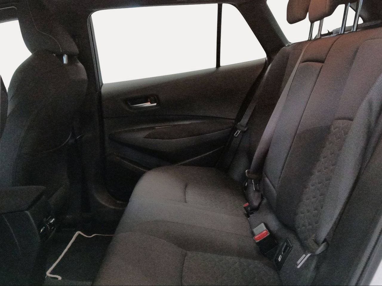 Toyota Corolla 1.8 125H ACTIVE TECH E-CVT TOU SPORT  - Foto 12