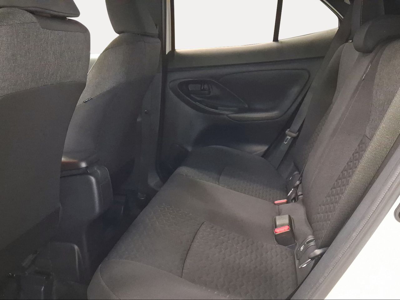 Toyota Yaris Cross 1.5 120H Active Tech  - Foto 12