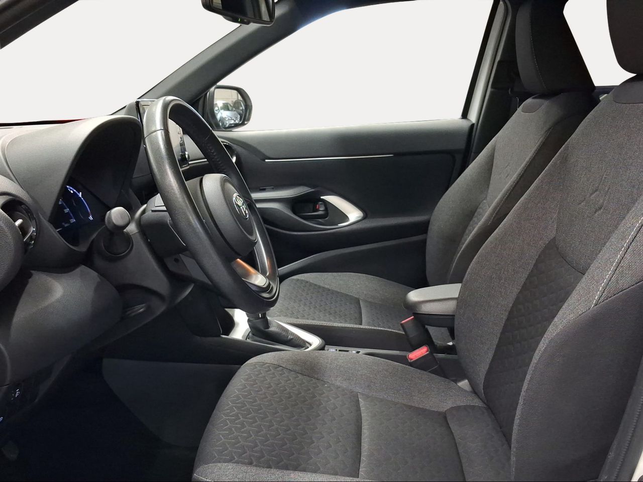 Toyota Yaris Cross 1.5 120H Active Tech  - Foto 13