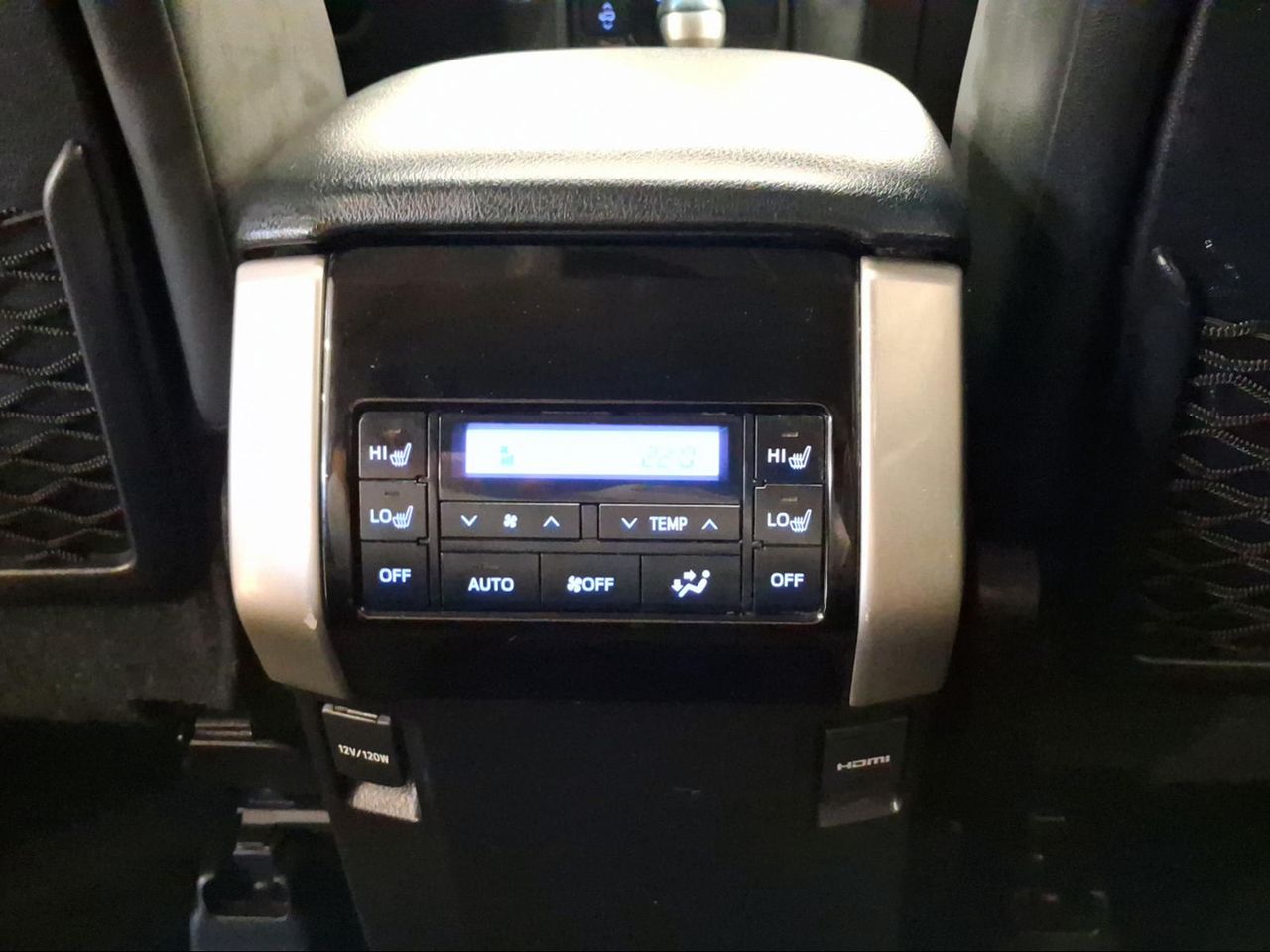 Toyota Land Cruiser 2.8 D-4D LIMITED AUTO  - Foto 22