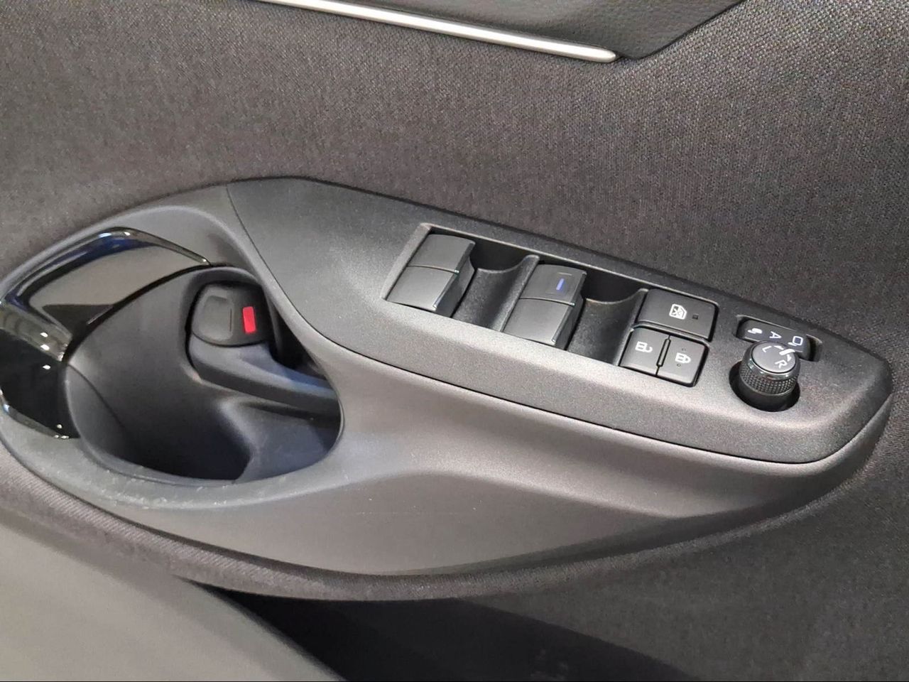 Toyota Yaris 1.5 120H Style  - Foto 23
