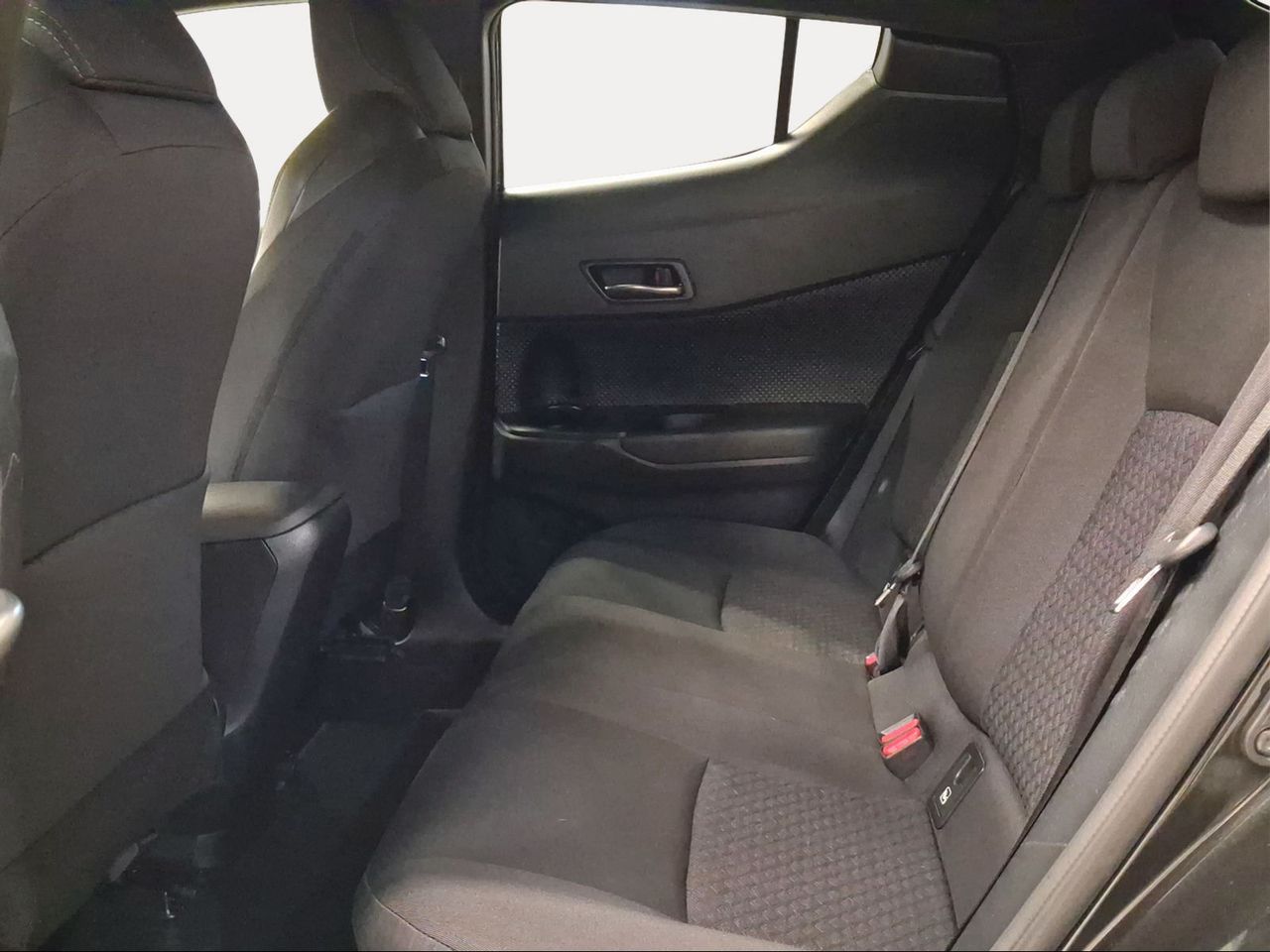 Toyota C-HR 1.8 125H Advance  - Foto 12