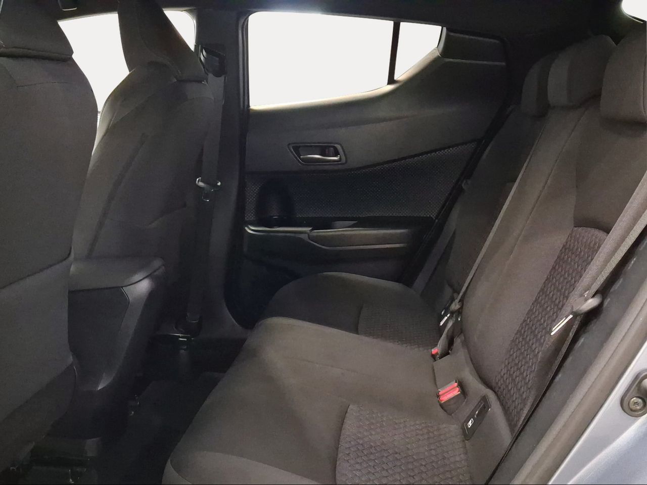 Toyota C-HR 1.8 125H Advance  - Foto 12
