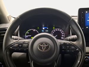 Toyota Yaris 1.5 120H Active Plus  - Foto 14