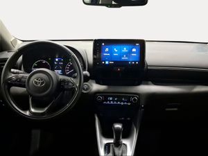 Toyota Yaris 1.5 120H Active Plus  - Foto 9