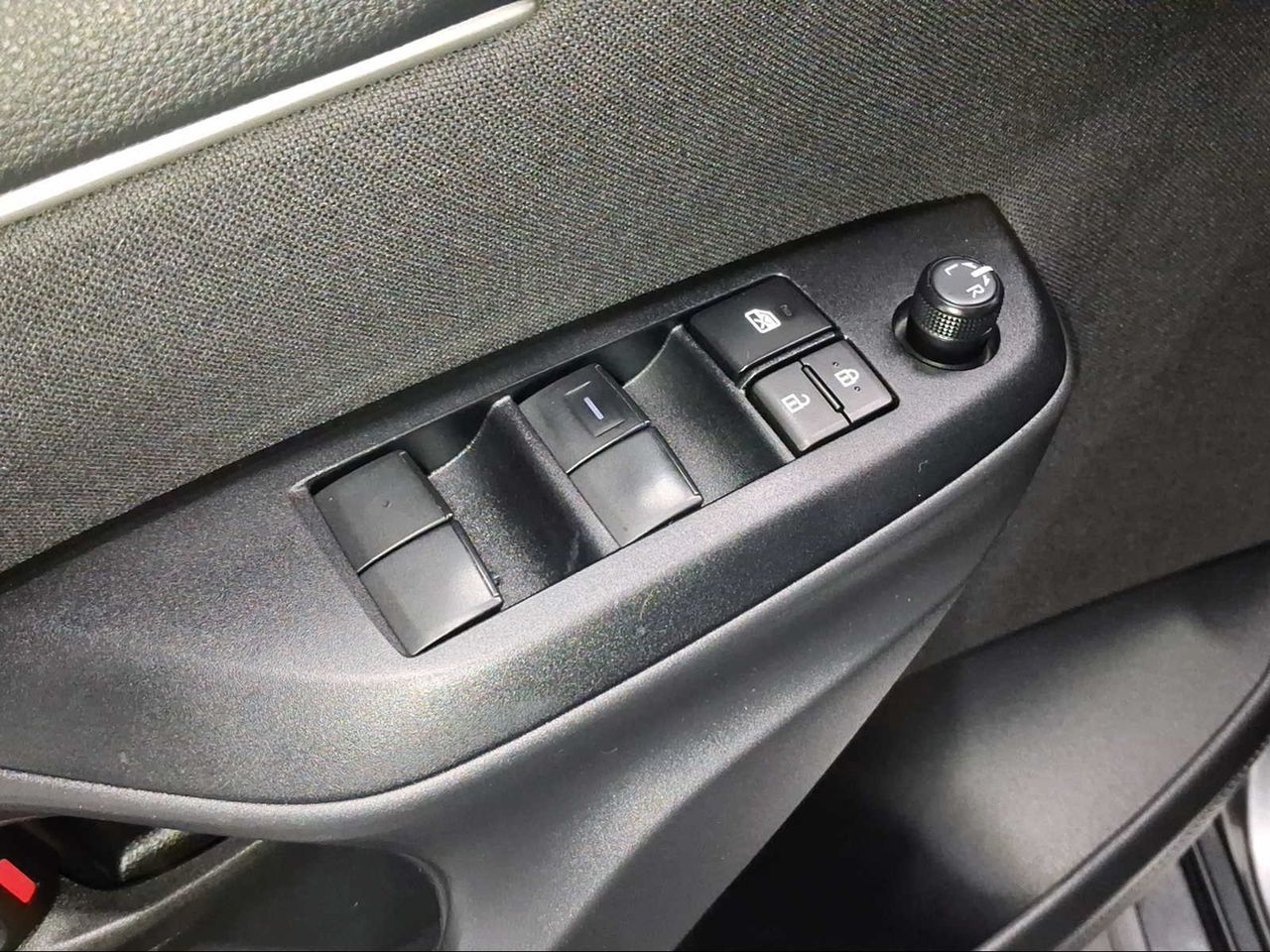 Toyota Yaris 1.5 120H Active Plus  - Foto 23
