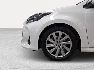 Toyota Yaris 1.5 120H Active Tech  - Foto 17