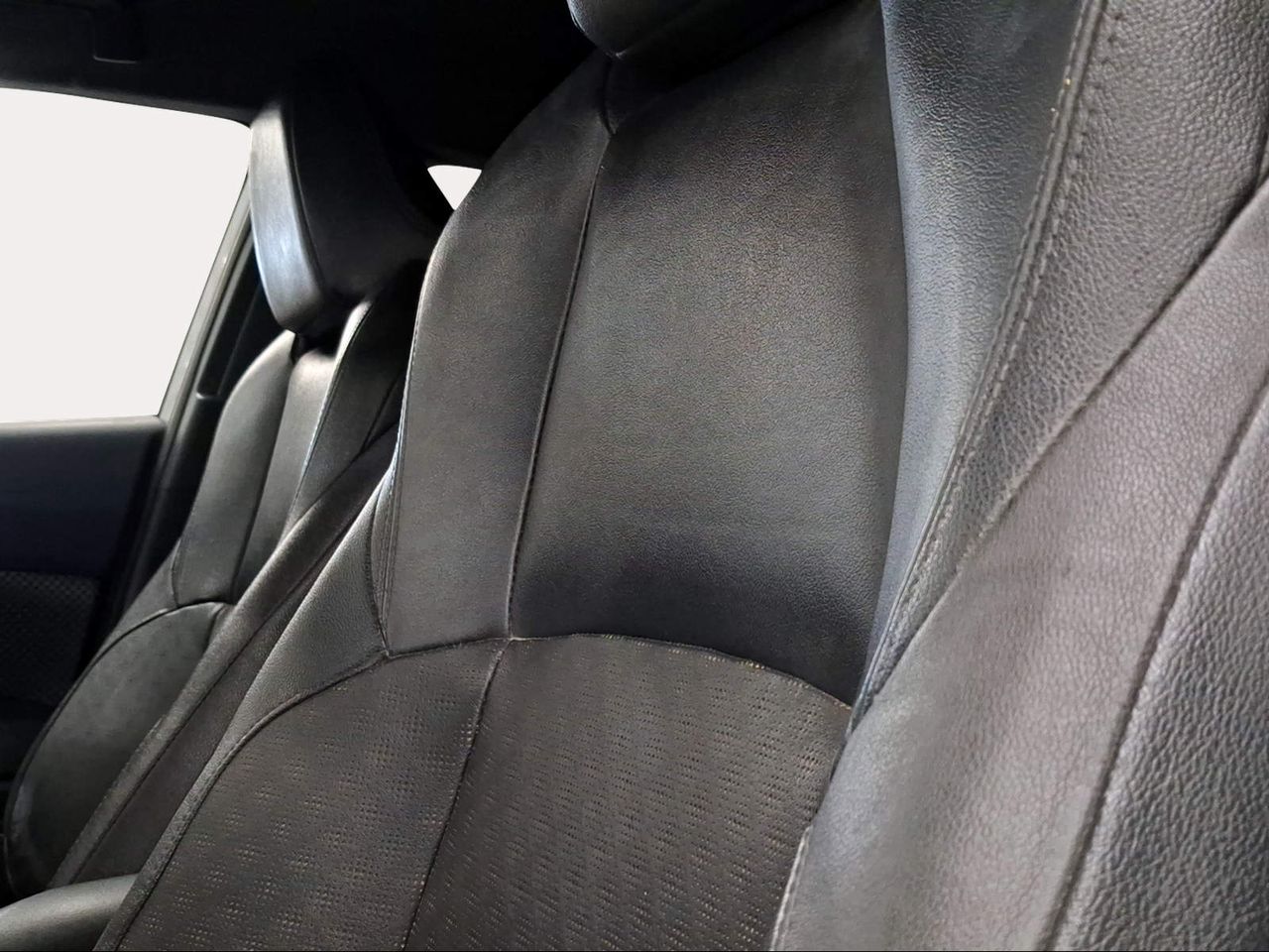 Toyota C-HR 1.8 125H Dynamic Plus  - Foto 23