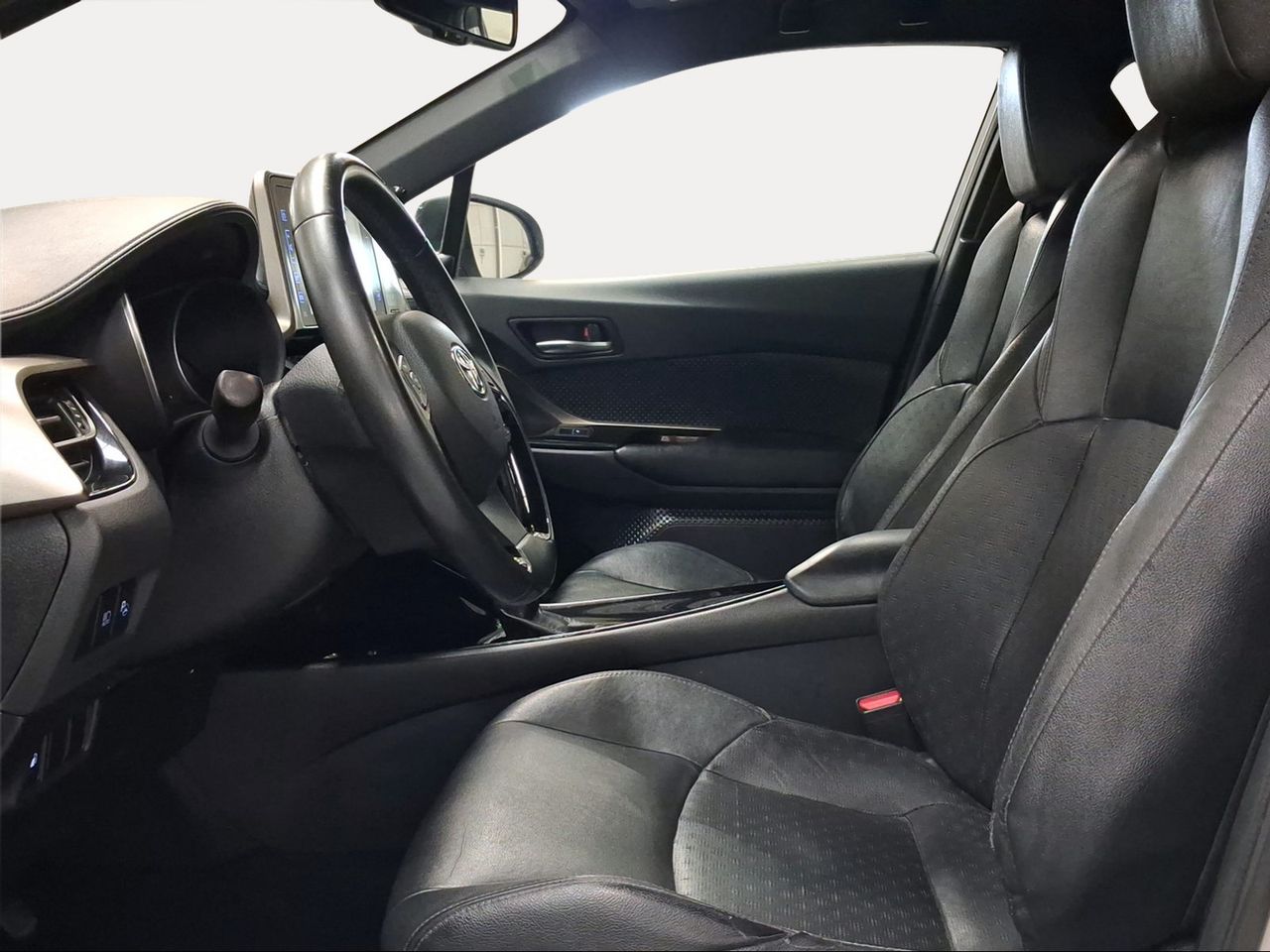 Toyota C-HR 1.8 125H Dynamic Plus  - Foto 13