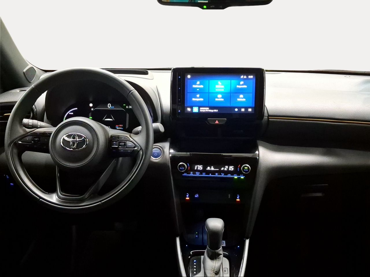 Toyota Yaris Cross 1.5 120H Adventure Plus  - Foto 9
