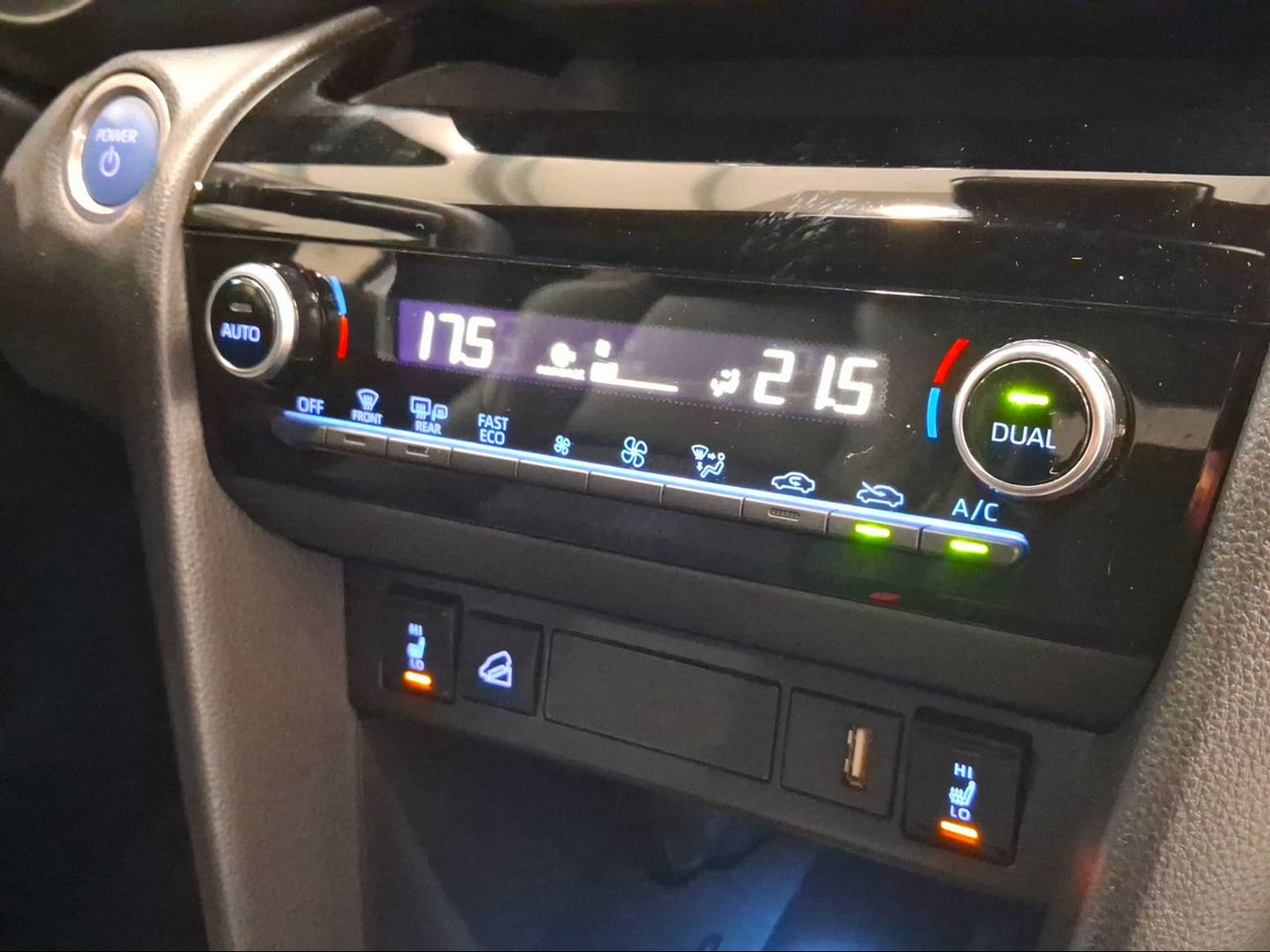 Toyota Yaris Cross 1.5 120H Adventure Plus  - Foto 23