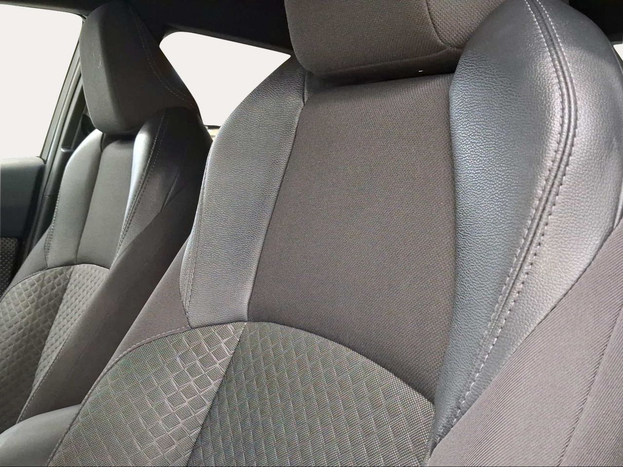 Toyota C-HR 1.8 125H Advance  - Foto 23