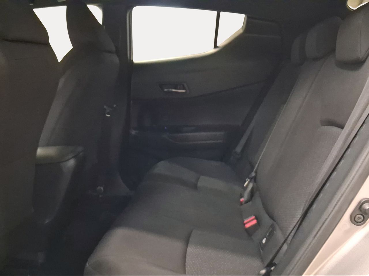Toyota C-HR 1.8 125H Advance  - Foto 12