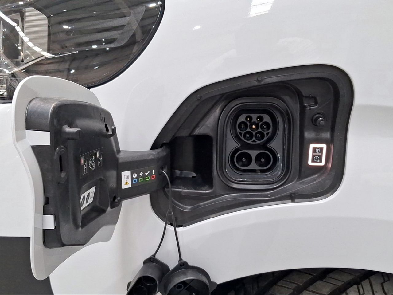 Toyota Proace Verso Electric GX L1 1PL 75Kwh  - Foto 7